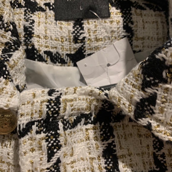 Coat - Picture 2 of 4